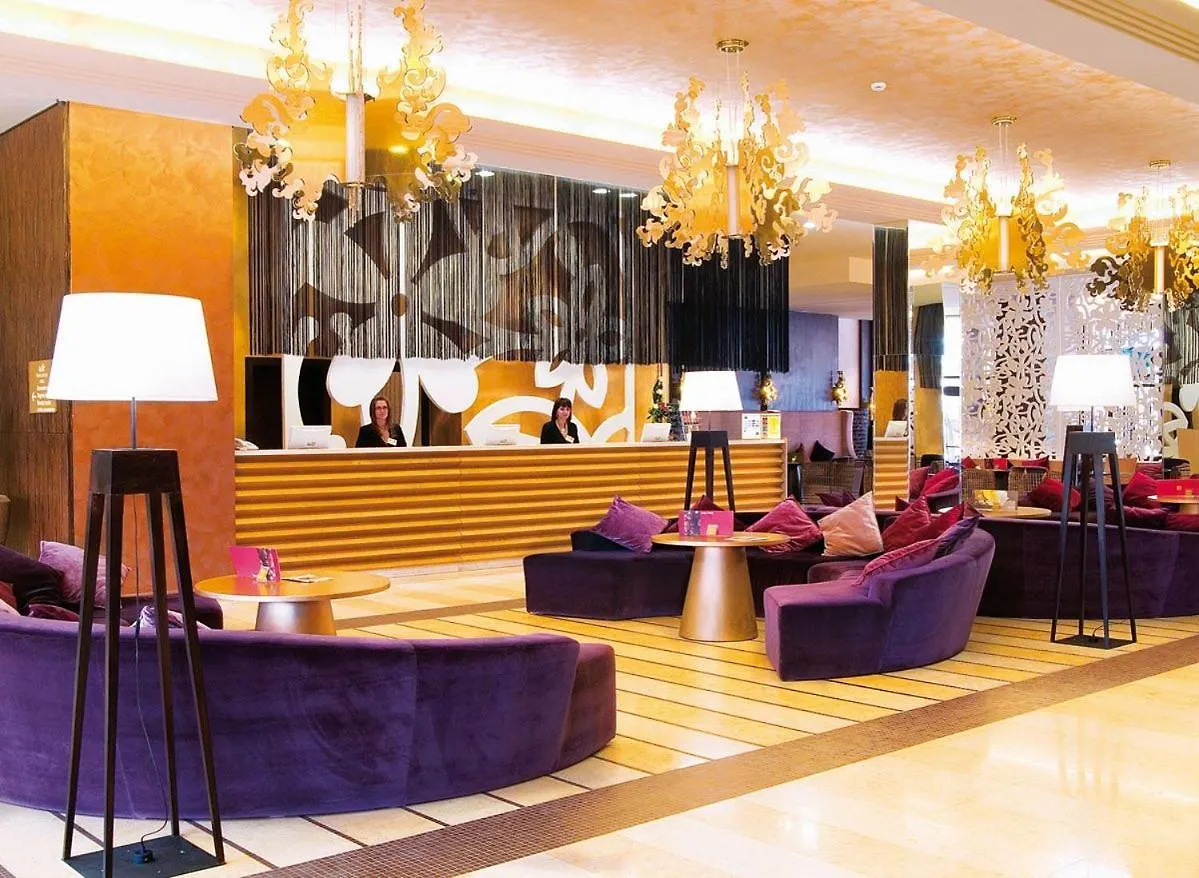 Private Apartments In Royal Beach 5* 써니비치